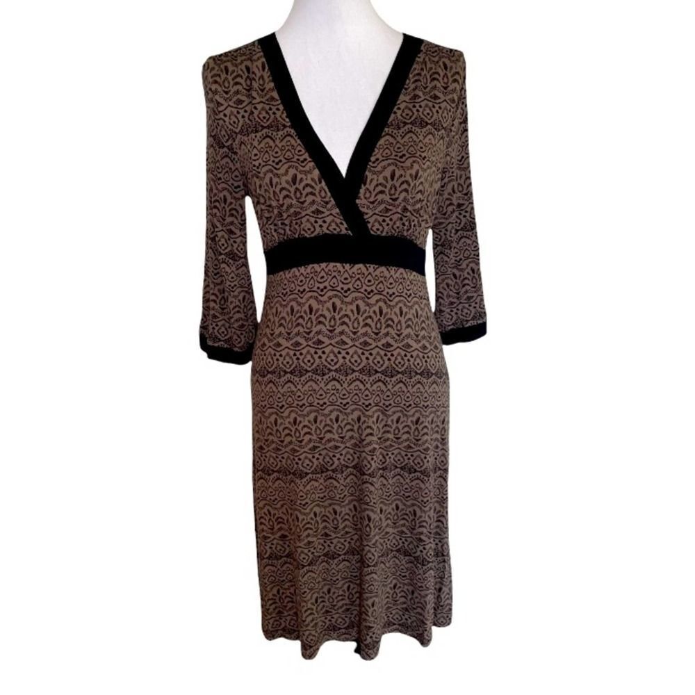 Athleta V-neck Brown and Black Soft Knit Dress Small